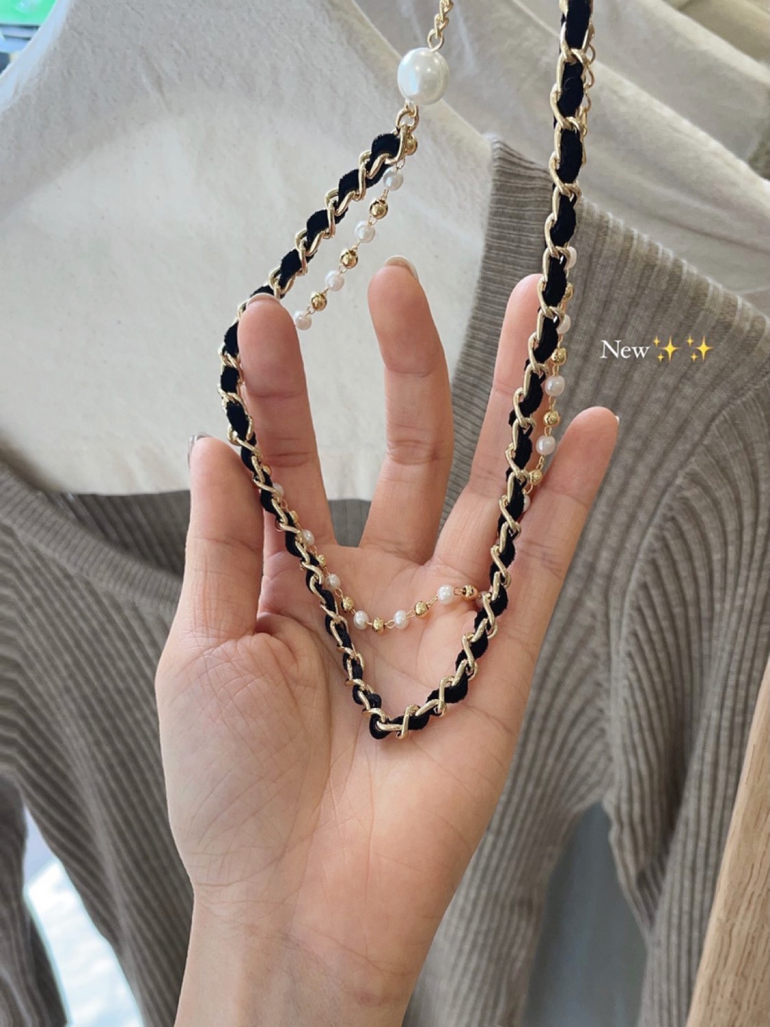 Chain pearl necklace